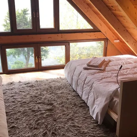 Gerendaház In The Forest Kalávrita